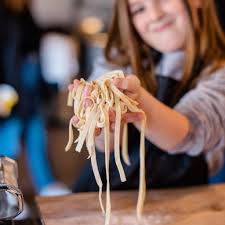 Junior Chefs: Pasta Party with Chef Vicky! Photo