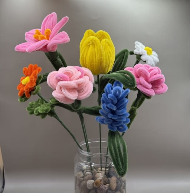 Chenille Stem Flower Bouquet (L R D) (Ages 10 & up) -2 hours Photo