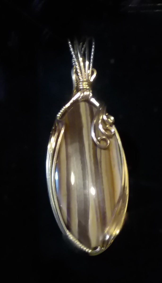From Wire to Wearable: Bracelet and Pendant with Lorelle Photo