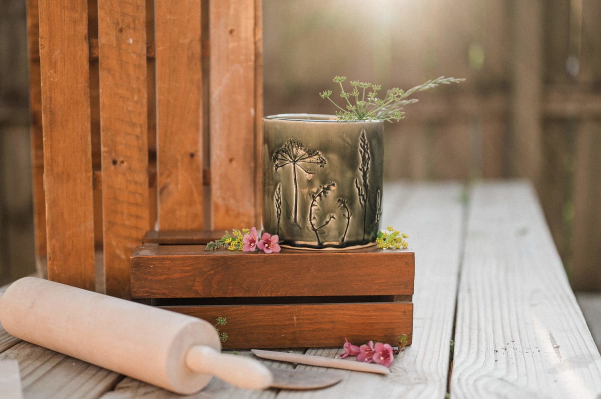Cedar Ridge Trails - Handbuilding: Floral Planter Photo