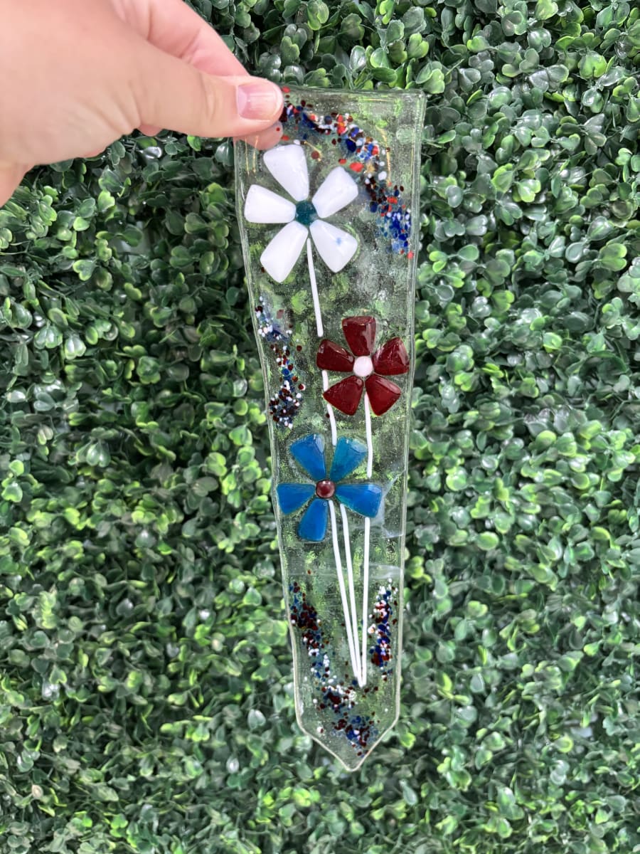 Fused Glass Liberty Blooms Garden Stakes Photo