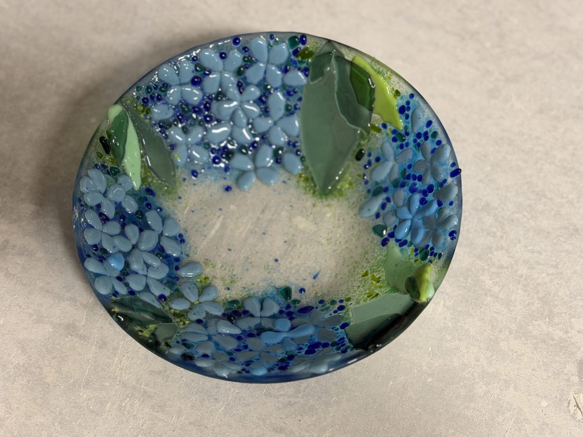 Fused Glass: Hydrangea Bowl Photo