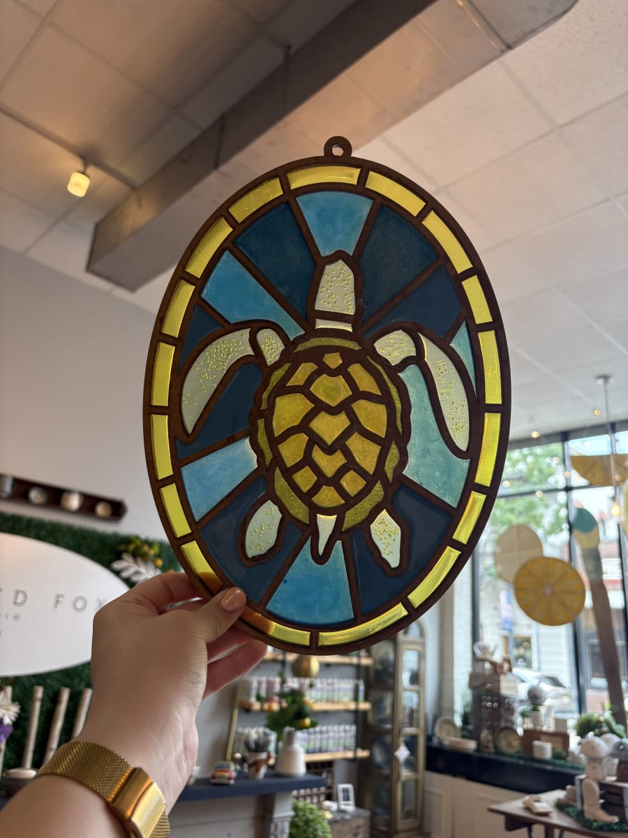 Faux Stained Glass Resin Panel - Sea Turtle Oval -Thursday, July 2nd (6-8pm) Photo