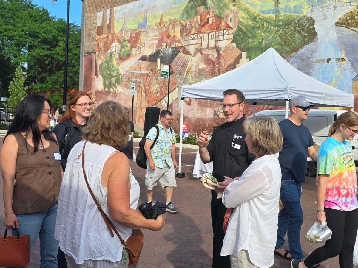 Farmers Market Tour and Cooking Demo Photo
