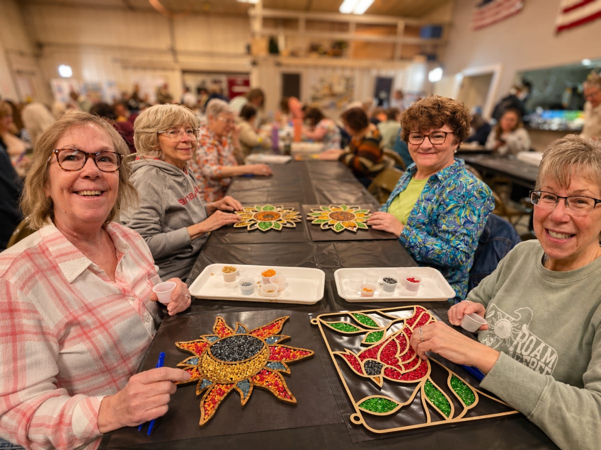 Colon Crushed Glass Crafting Party Photo