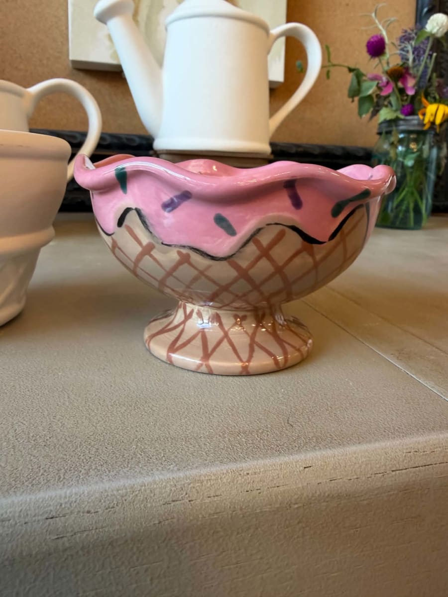 Ceramic Ice Cream Bowl Painting Event at O Town Photo