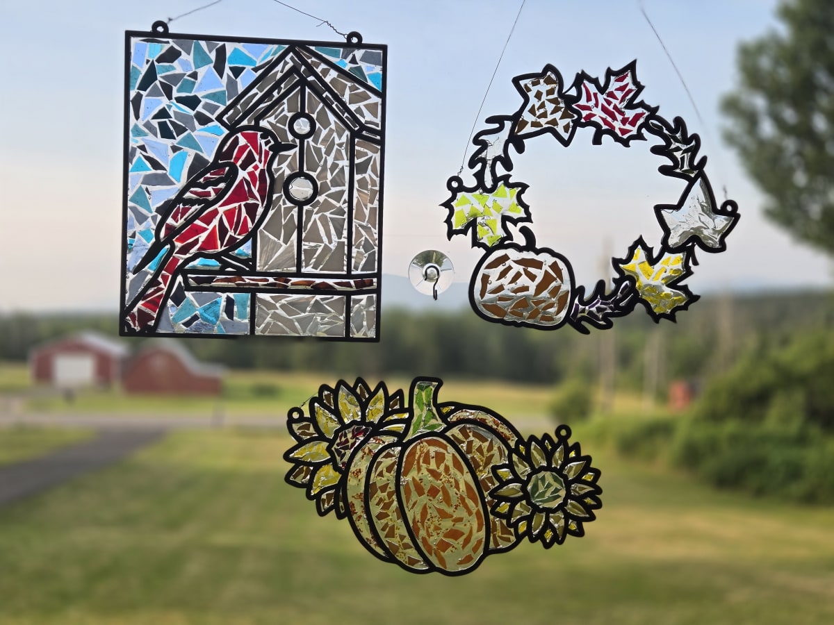Resin & Glass Mosaic @ Yellow Dog Tavern Photo