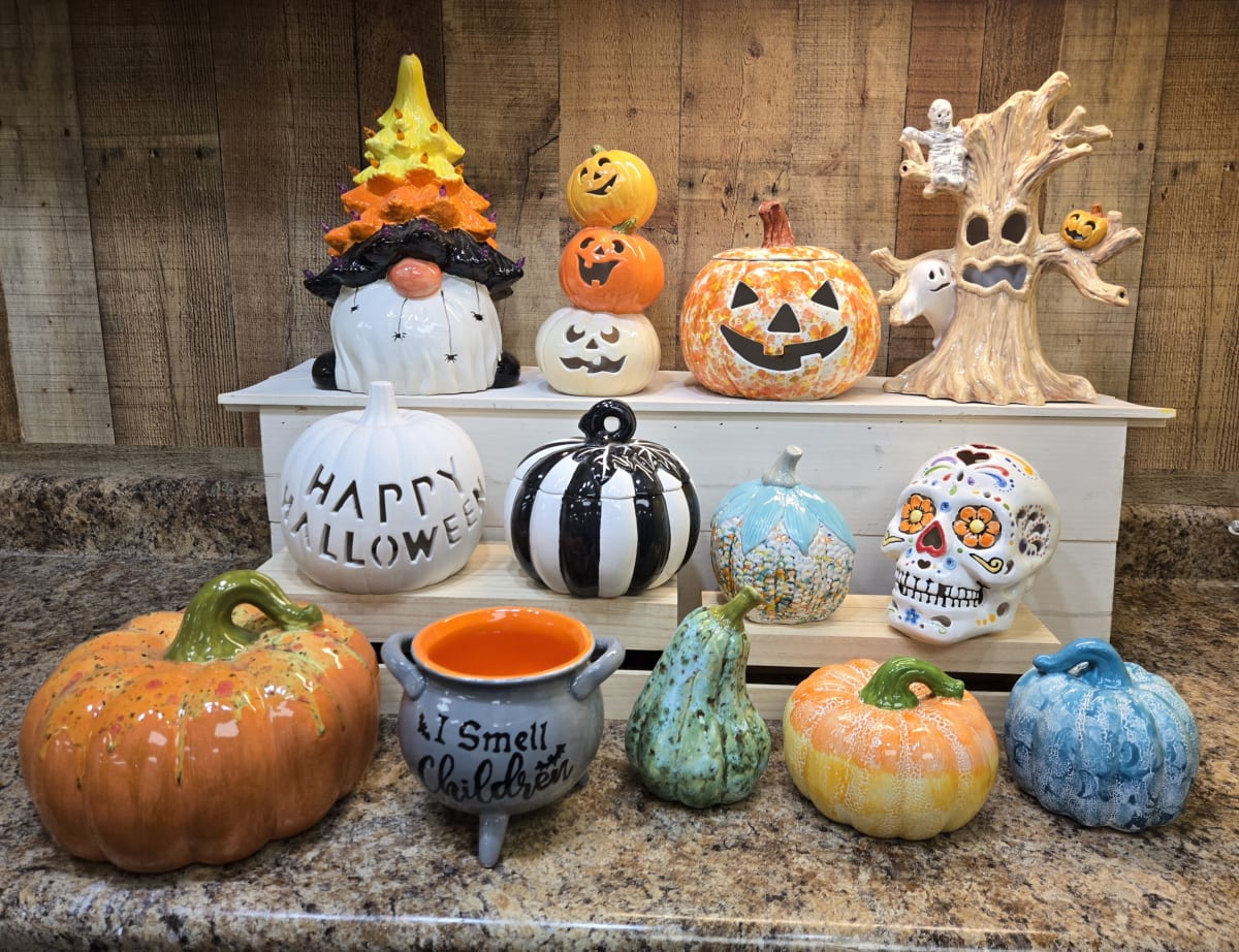 Spooktacular Halloween Decor Pottery @ Great Sacandaga Brewing Co. Photo