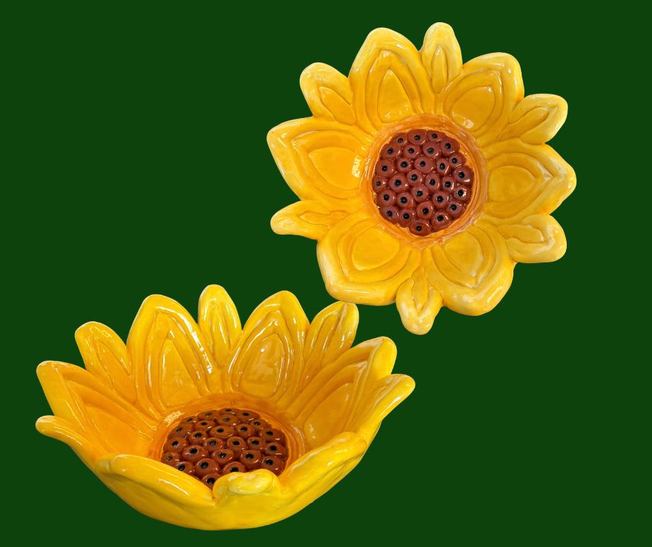 Clay Coil Sunflower bowl Photo