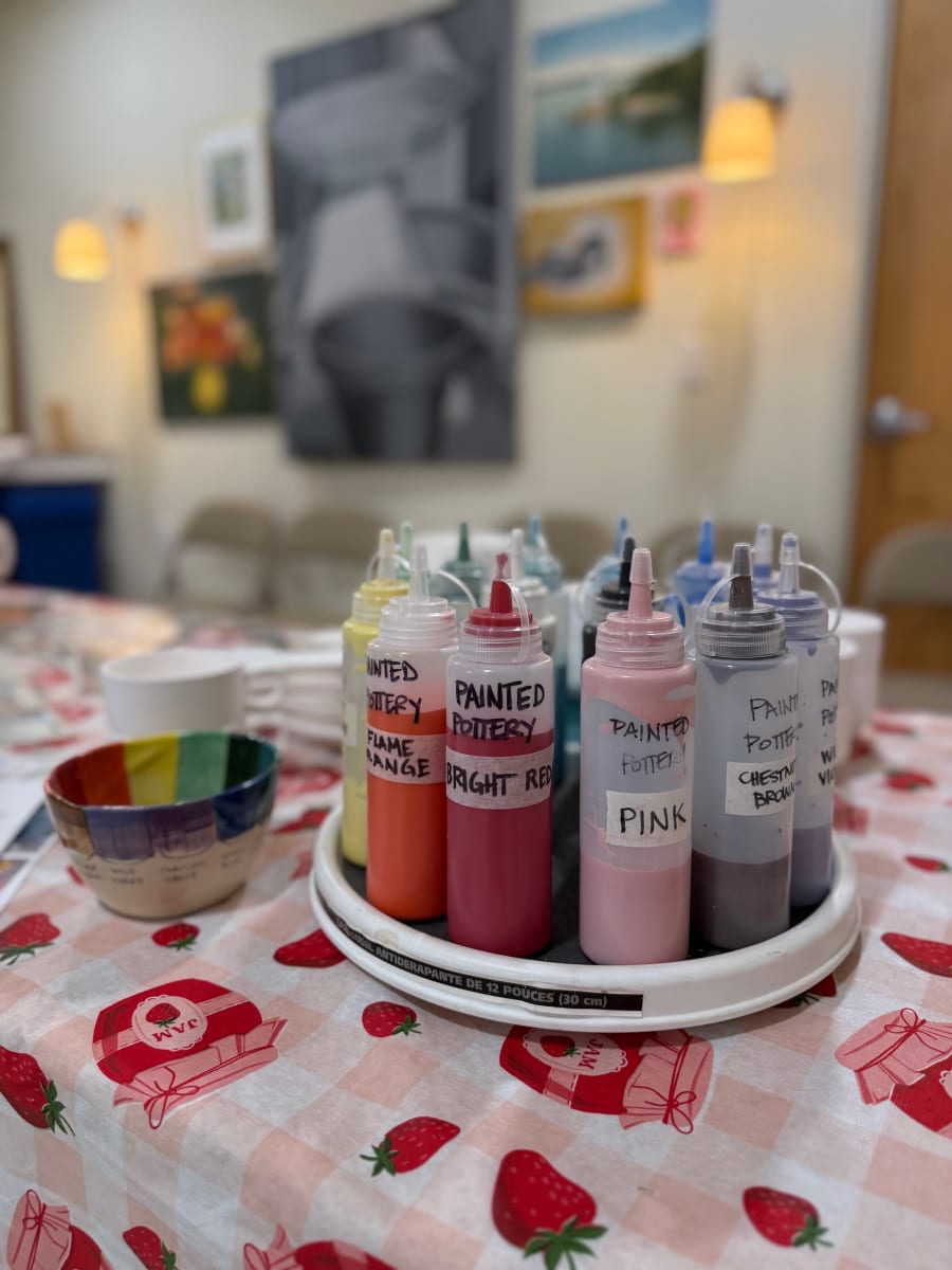 Try-It: Painted Pottery Photo