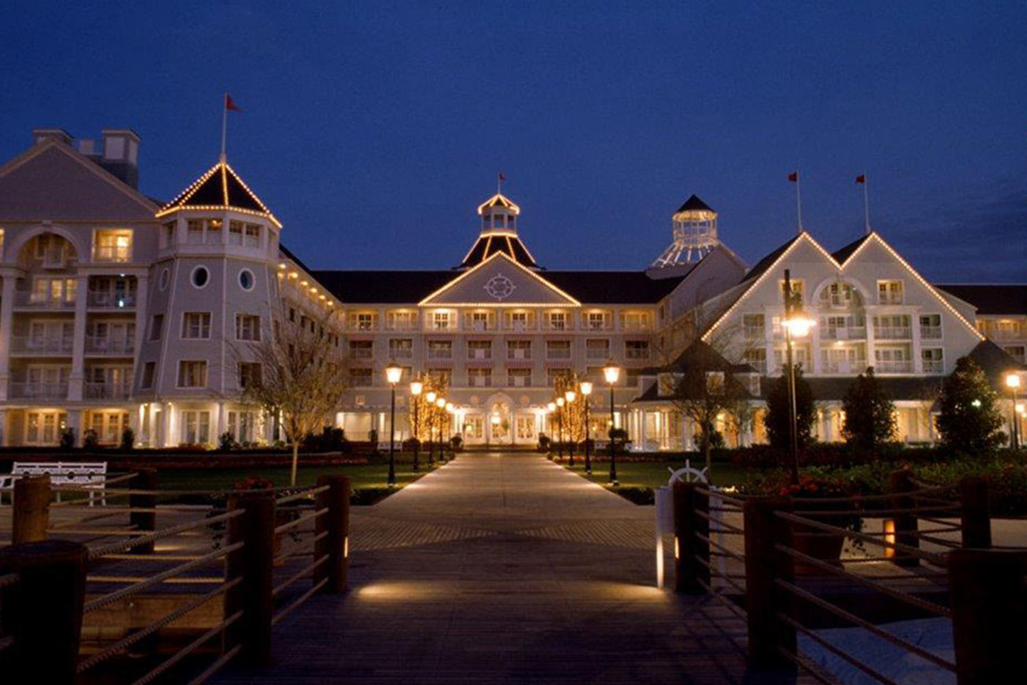 address for disney yacht club resort