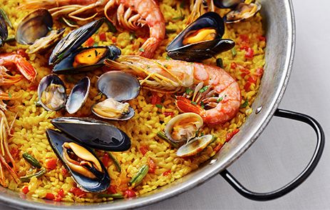 Delicious seafood paella