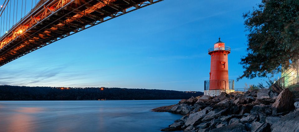 Little red lighthouse