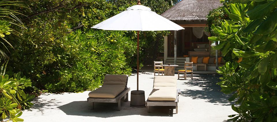 Private sun loungers at Six Senses Laamu