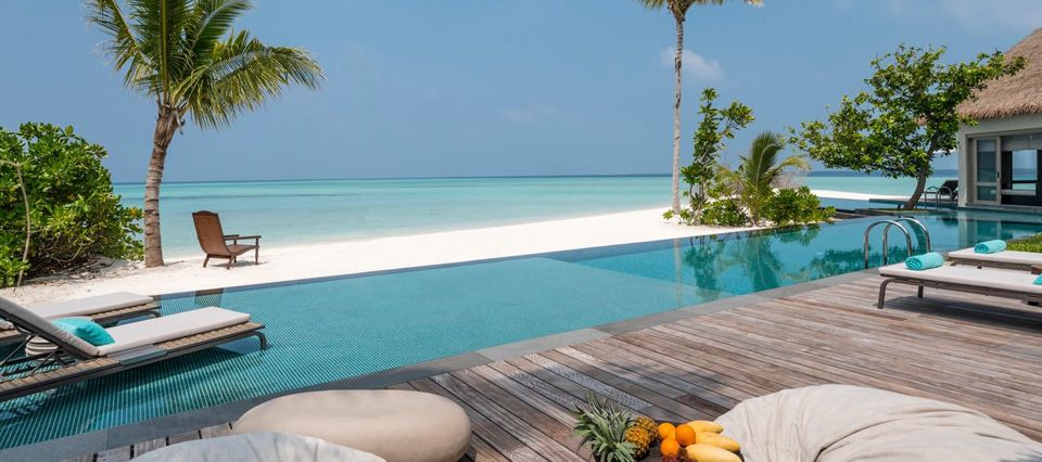 Four Seasons Private Island Maldives at Voavah