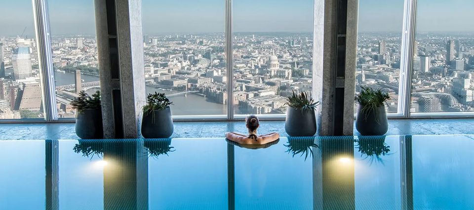 Sky pool, Shangri-La Hotel at The Shard