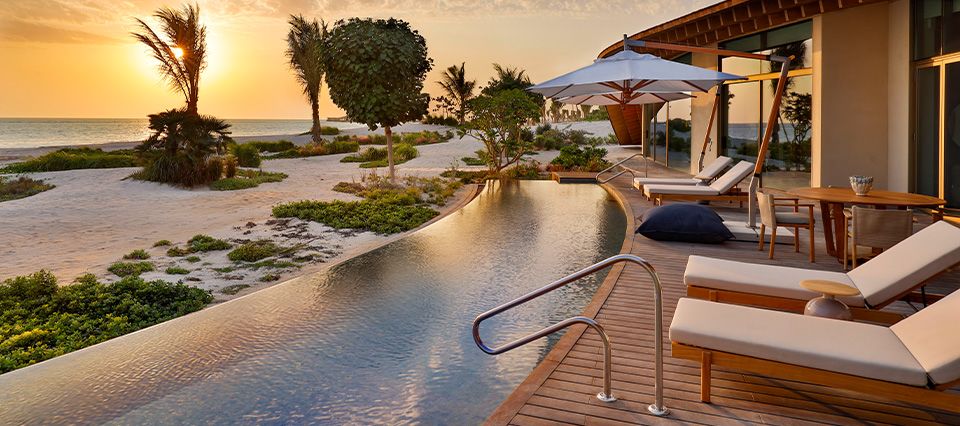 The St. Regis Red Sea Resort: 4 bedroom Presidential Dune Villa's sun deck