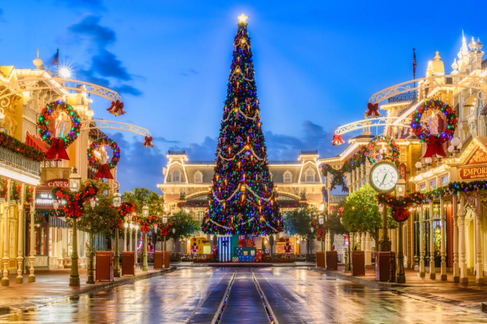 Is Walt Disney World Open on Christmas Day? (Yes, and Here's What Else