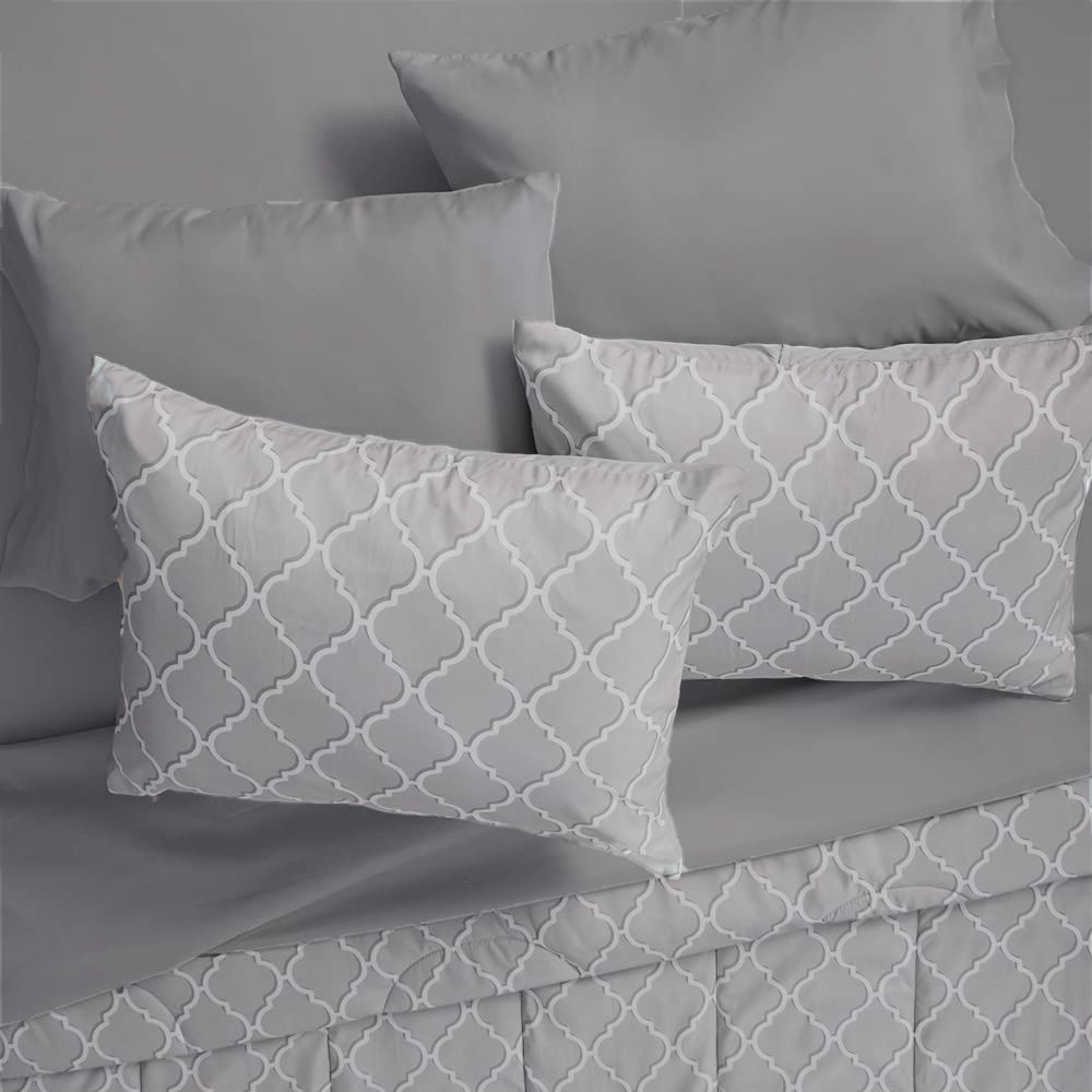 Olivia Comforter Set