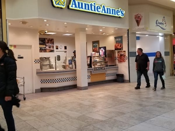 Auntie Anne's | Governor's Square