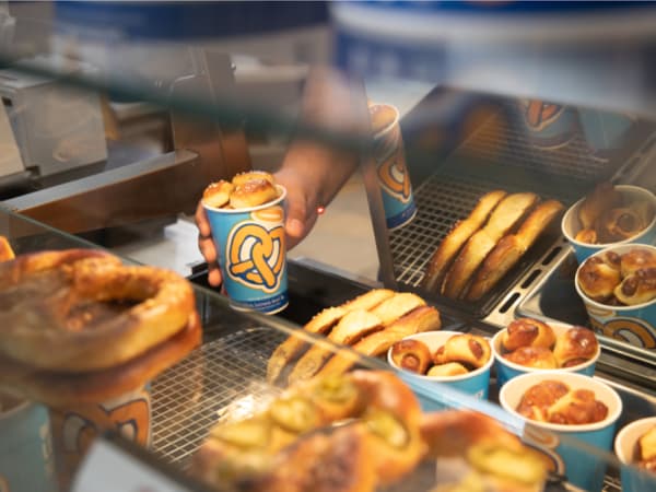 Auntie Anne's | Woodbury Commons