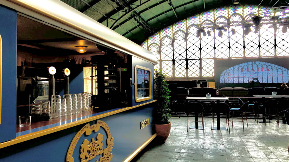 <p>Platea Café</p>