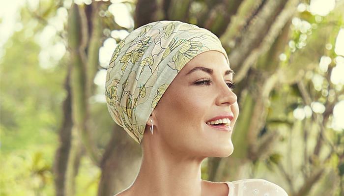 Artikkelbilde - Hodeplagg, luer, capser og hatter.