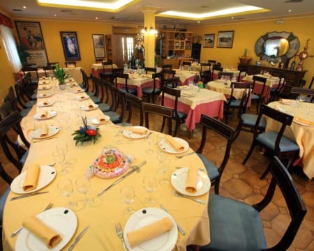 Hotel Restaurante El Pentágono Hotel Restaurante El Pentágono