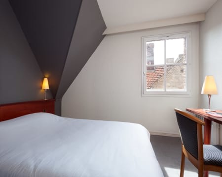 Logis Hôtel du Beffroi | Estadia de 1 Noite com Jantar Logis Hôtel du Beffroi | Estadia de 1 Noite com Jantar