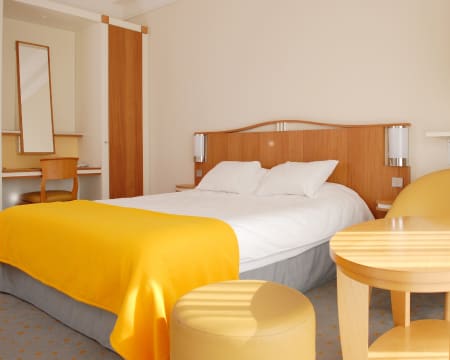 Uma Noite Em Um Quarto Standard | Hôtel Grand Filippo****