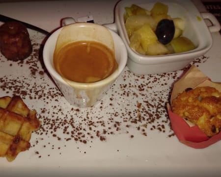 Camping Pipiou**** | 1 Noite em Família em Lodge