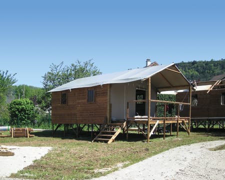 Camping La Tulipe de Vigne | Estadia de 1 Noite Camping La Tulipe de Vigne | Estadia de 1 Noite
