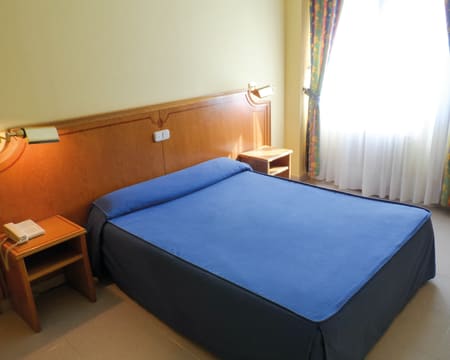 Uma Noite Em Um Quarto Duplo Standard | Hotel Rey Arturo Uma Noite Em Um Quarto Duplo Standard | Hotel Rey Arturo