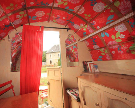 La Maison du Bonheur | 1 Noite em Família em Caravana