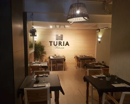 Panamera Salada Com Sardinhas Marinadas E Fumava À Participação | Panamera Salada Com Sardinhas Marinadas E Fumava À Participação |