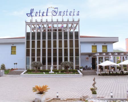 Uma Noite Em Quarto Standard | Hotel Insteia*** Uma Noite Em Quarto Standard | Hotel Insteia***