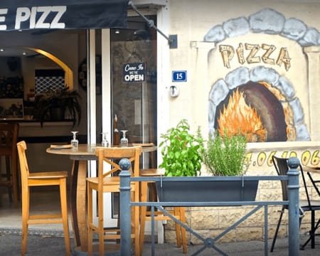 La Tour de Pizz | Jantar para Dois La Tour de Pizz | Jantar para Dois