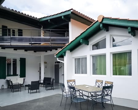 Hôtel Restaurant C'Vall**