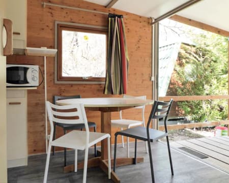 Domaine Chasteuil-Provence***