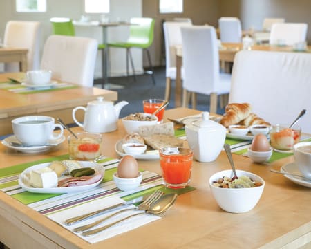 Hotel The Originals Montbrison Marytel