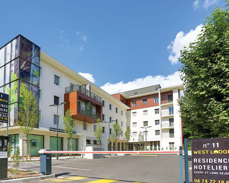 Westlodge Dardilly Lyon Nord***