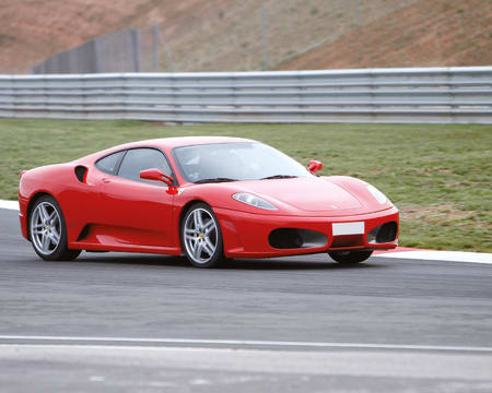 Dirija uma Ferrari F430 por estrada Dirija uma Ferrari F430 por estrada