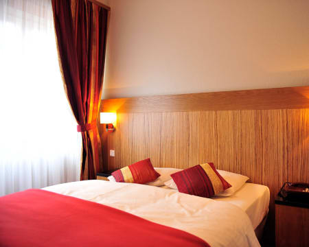 Uma Noite Em Um Quarto Duplo Standard | Hôtel Du Parc - Niederbro Uma Noite Em Um Quarto Duplo Standard | Hôtel Du Parc - Niederbro