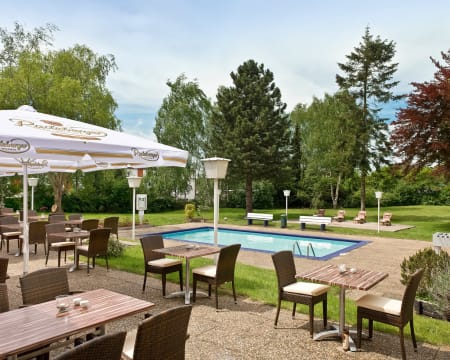 Uma Noite Em Um Quarto Standard | Mercure Hotel Saarbrücken Süd** Uma Noite Em Um Quarto Standard | Mercure Hotel Saarbrücken Süd**