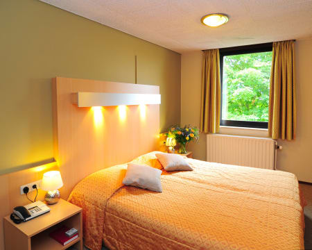 Uma Noite Em Um Quarto Standard | Hotel Walram Uma Noite Em Um Quarto Standard | Hotel Walram