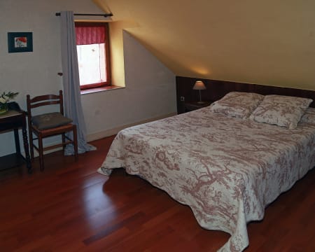 Uma Noite Em Um Quarto Standard | La Chrysalide Uma Noite Em Um Quarto Standard | La Chrysalide