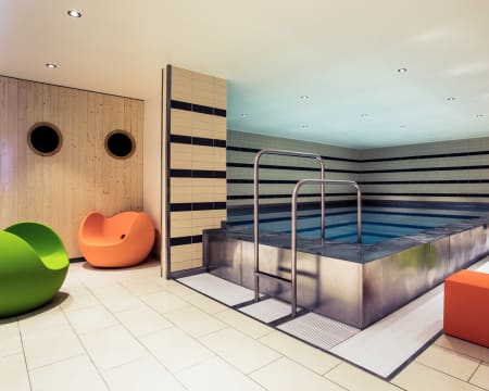 Uma Noite Em Um Quarto Standard | Mercure Hotel Duisburg City**** Uma Noite Em Um Quarto Standard | Mercure Hotel Duisburg City****
