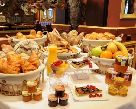 L'Hostellerie des Lacs**