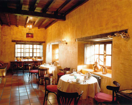 La Casona de San Pantaleón de Aras