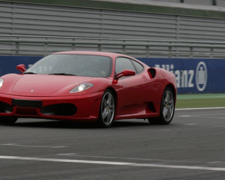 Dirija uma Ferrari F430 em Can Padra Dirija uma Ferrari F430 em Can Padra